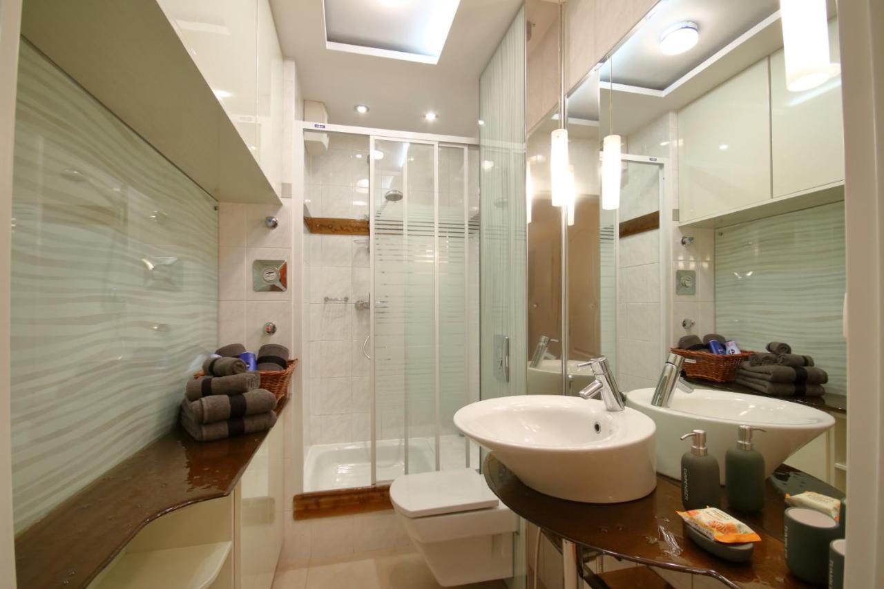 Waves Apartment Sopot
